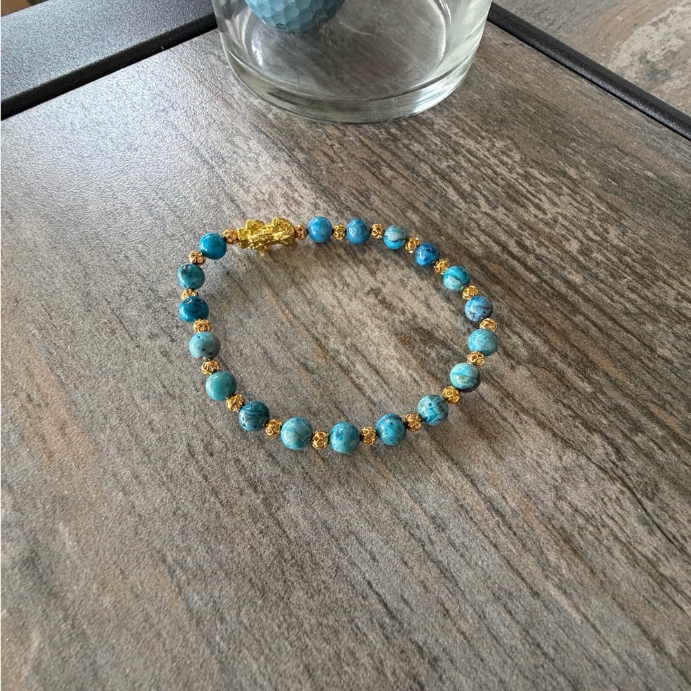 Turquoise and Gold Beaded Bracelet